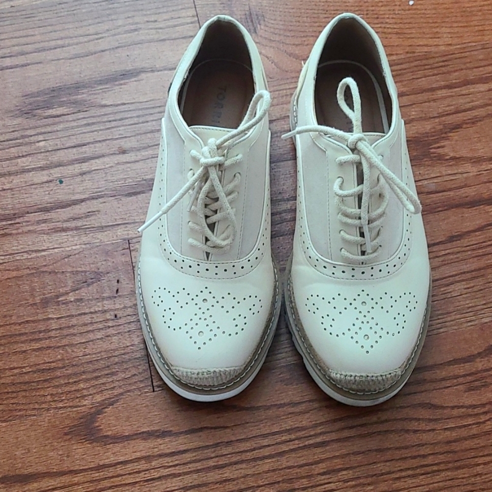 Torrid Sz 9WW Tan Espadrille Oxfords